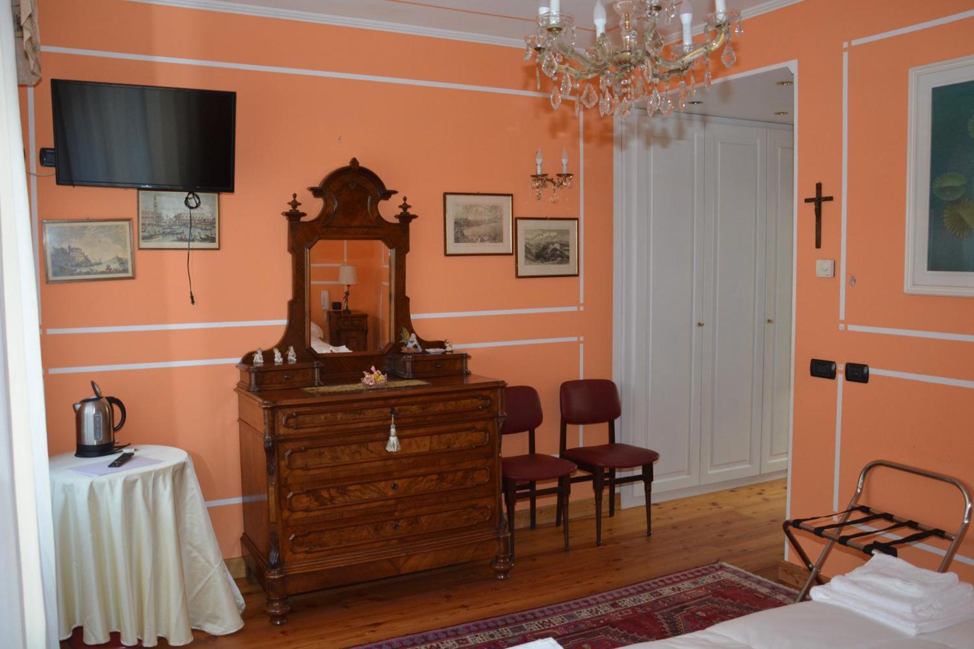 La Montagnetta Bed & Breakfast Domodossola Exterior photo